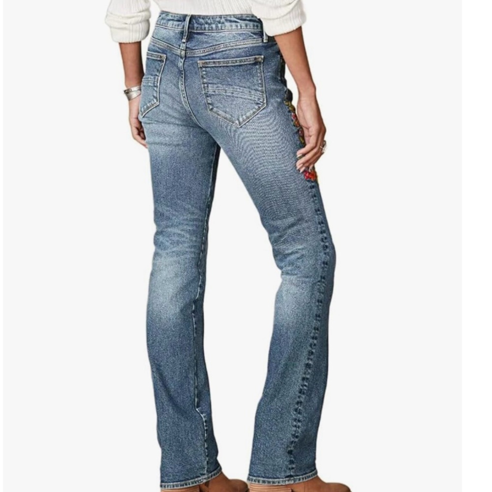 NWT Flamingals Floral Embroidered Boot Cut Jeans - Size: Large - Picture 11 of 13